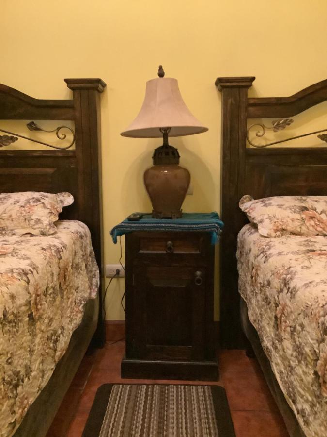 فندق La Casita De Angie أنتيغوا غواتيمالا المظهر الخارجي الصورة