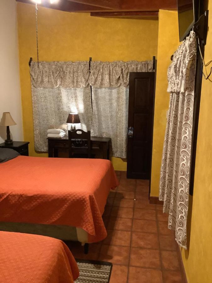 فندق La Casita De Angie أنتيغوا غواتيمالا المظهر الخارجي الصورة